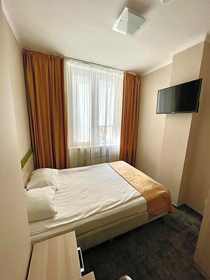 eMKa Hostel