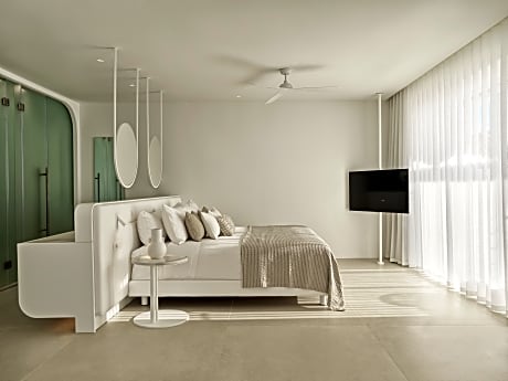 Executive Suite Sea View with Private Pool