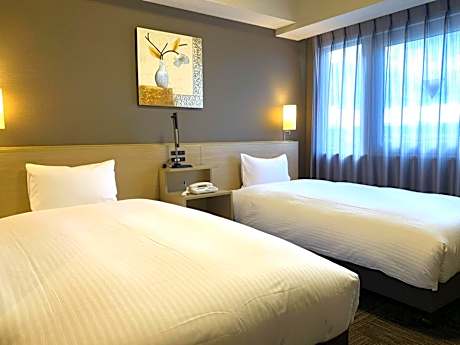 Standard Twin Room - Non-Smoking