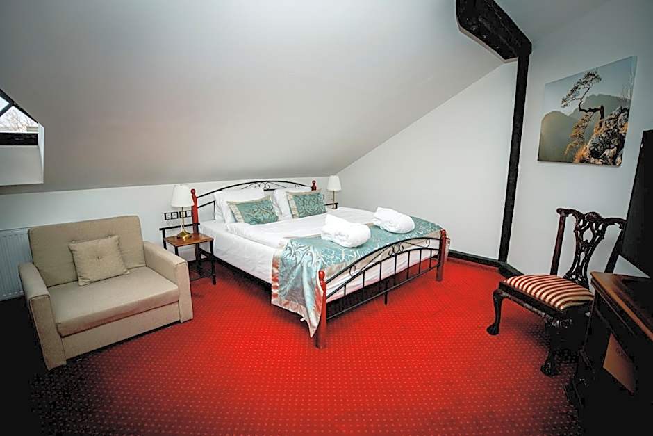 Zámek Wichterle - Hotel a pivní lázně