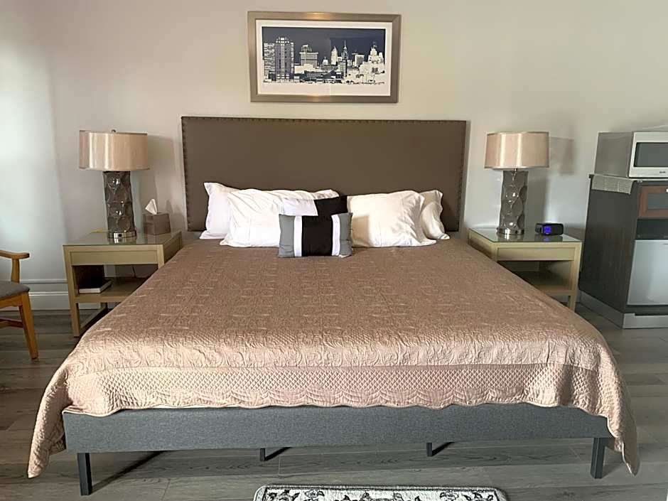 Vinehurst Inn & Suites
