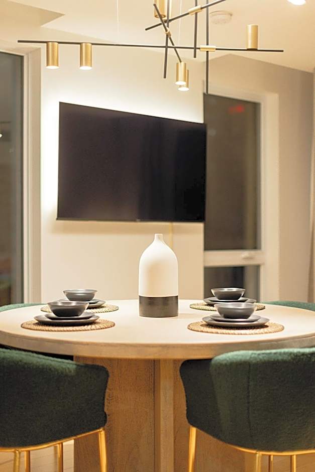 Rozenhaus Montreal Hotel