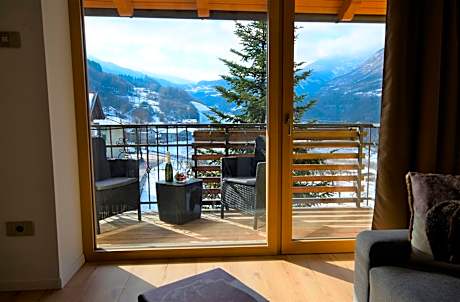 King Suite with Spa Bath