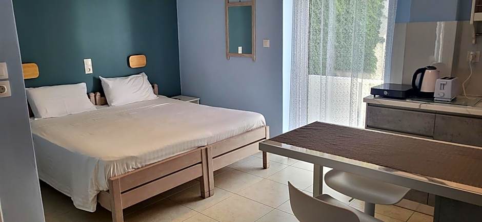 Pillbox Seafront Studios and Apartments