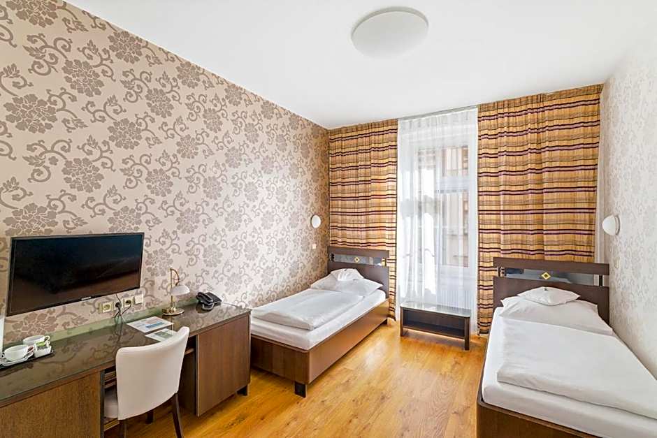 Hotel Trinity