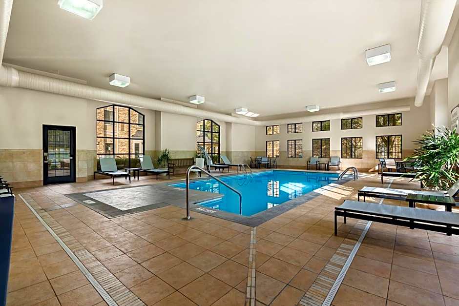 Staybridge Suites Cincinnati North By IHG