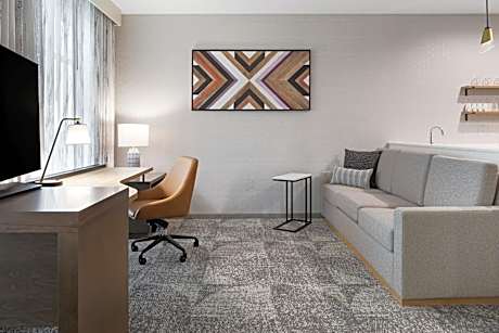 King Studio with Sofa Bed