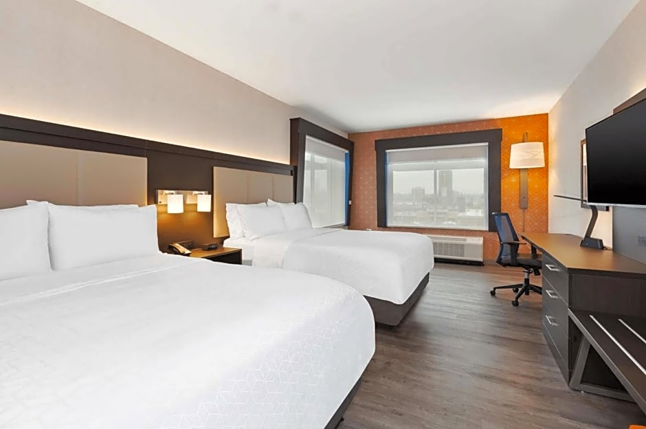 Holiday Inn Express & Suites Jersey City - Holland Tunnel