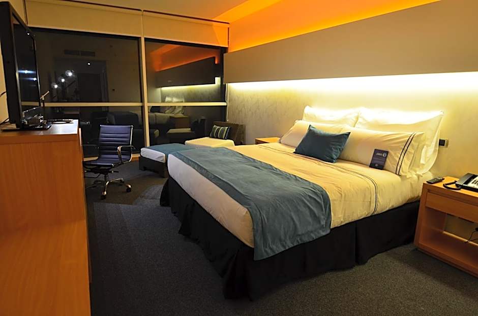 Hotel Enjoy San Antonio