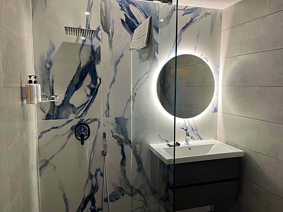 Blu Waters Boutique Hotel