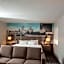 Clarion Pointe Indianapolis Airport