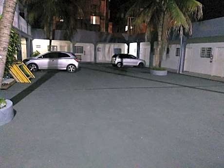 Ami Hotel