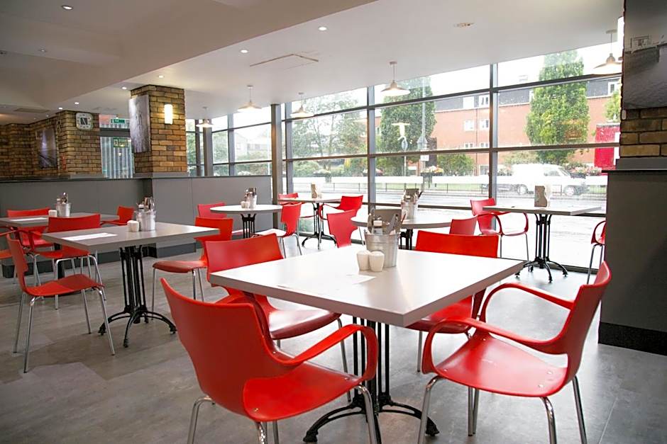 ibis Hull City Centre