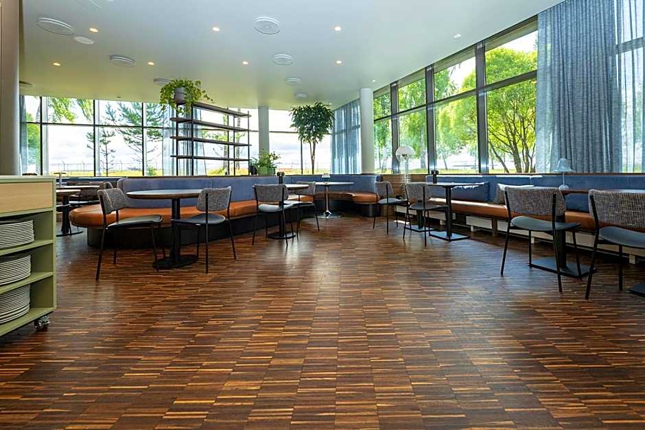 Comfort Hotel Runway