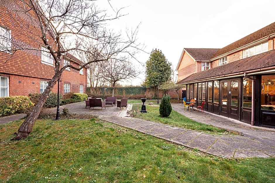 Holiday Inn Reading West By IHG