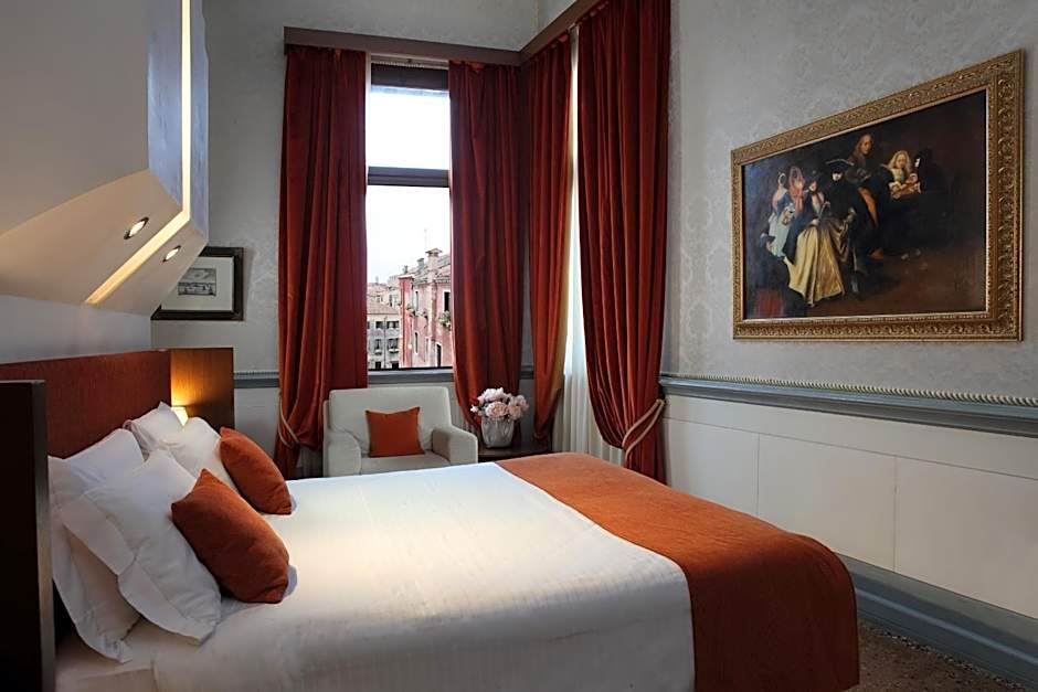 Ruzzini Palace Hotel