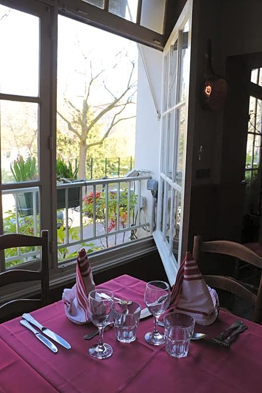 Hotel-Restaurant Le Vert Galant