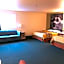 Super 8 by Wyndham Hamilton