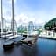 Extravagant Apt 65 sqm 1BR - Ultra Fast Wifi - Silom