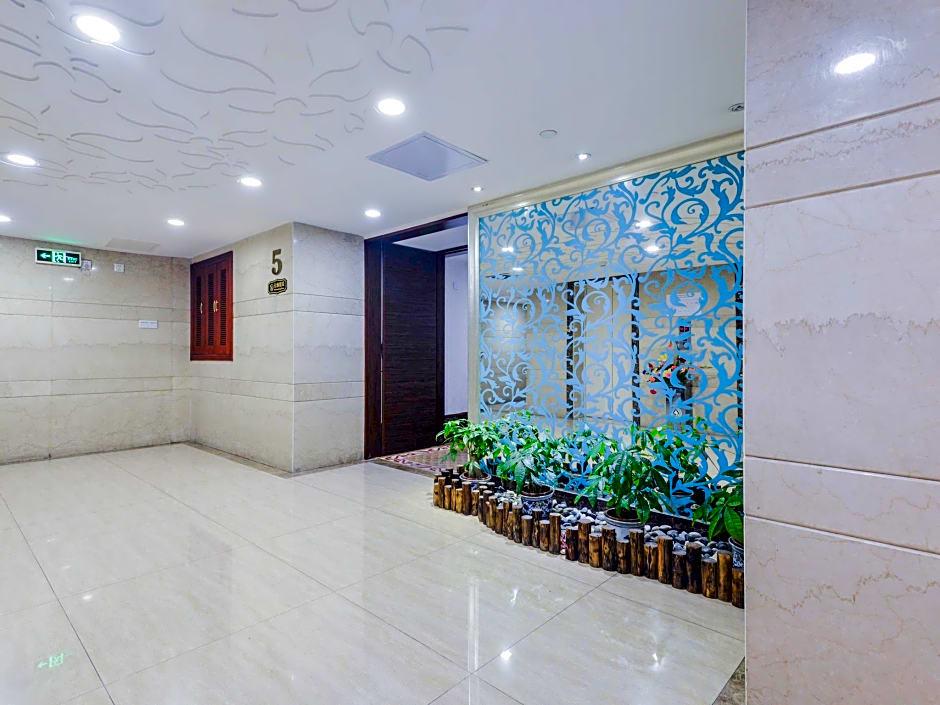New World Hotel