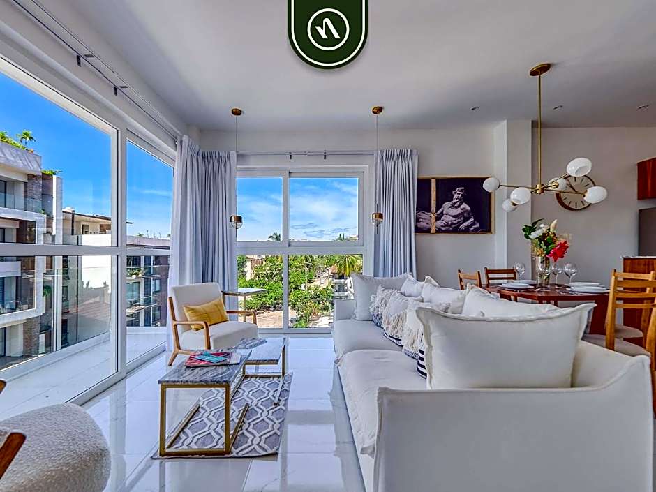 Great Design 1BR Condo - Rooftop pool