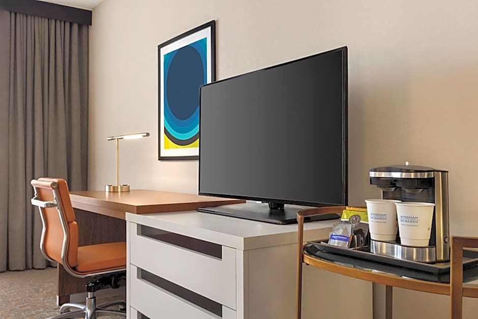 Wyndham Fort Smith City Center