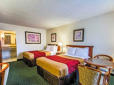 Standard Room with Two Double Beds - Smoking