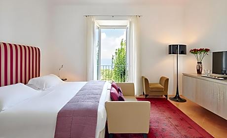 Partial Deluxe Sea View