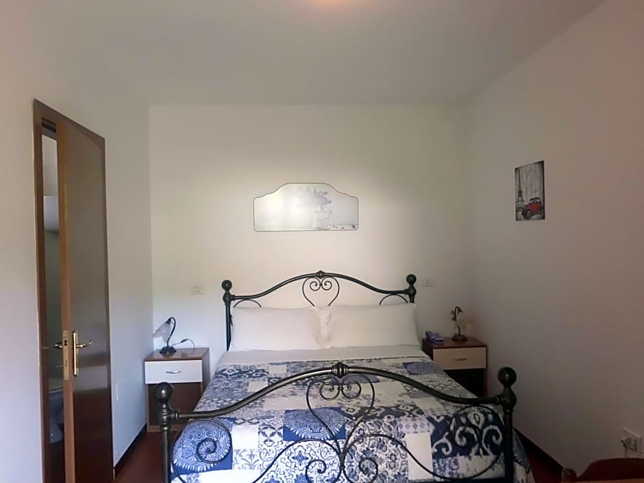 Hotel Athena