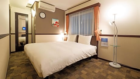 King Double Room - Smoking