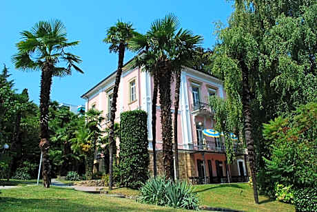 Hotel&Hostel Montarina