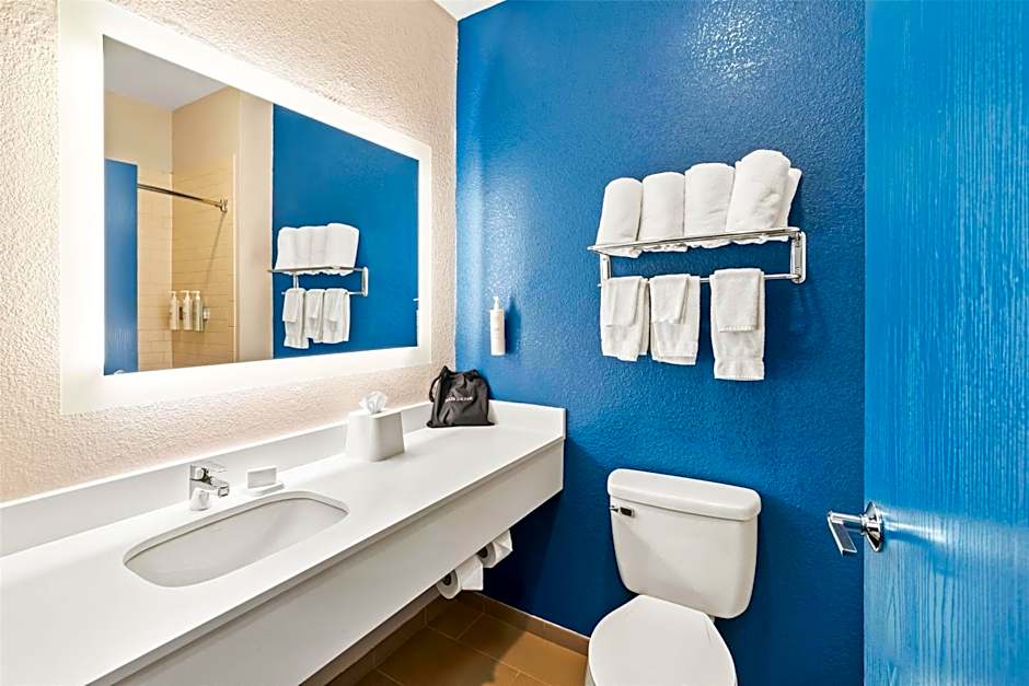 Spark by Hilton Round Rock