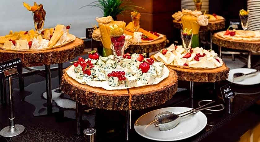 Holiday Inn Baku By IHG