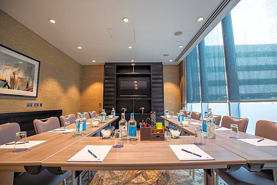 DoubleTree by Hilton Hotel Woking