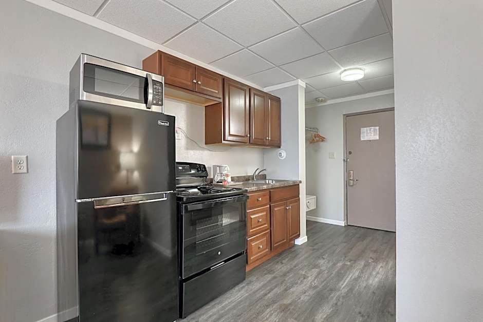 Quality Inn & Suites Downtown