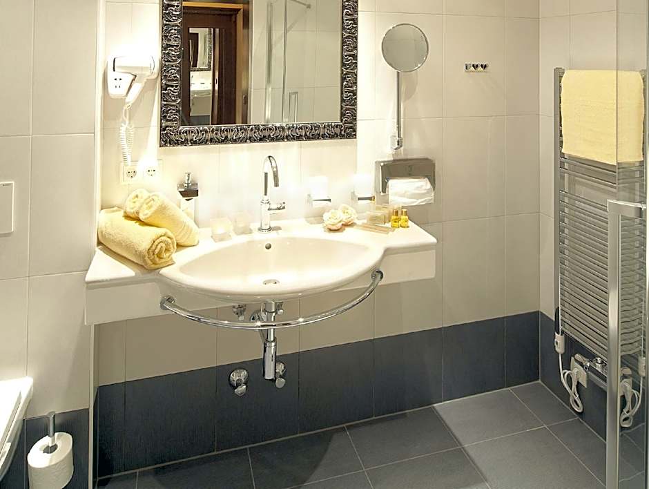 BEST WESTERN Plus Hotel Goldener Adler Innsbruck