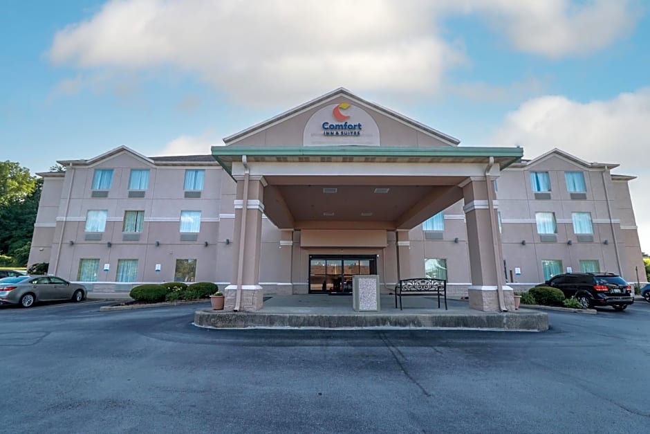 Comfort Inn & Suites Dayton