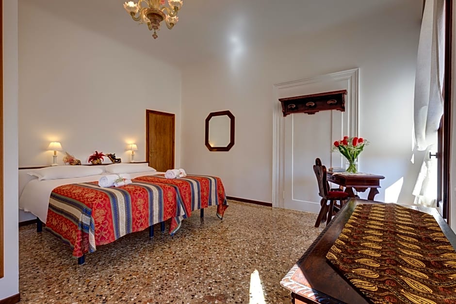 Hotel San Samuele