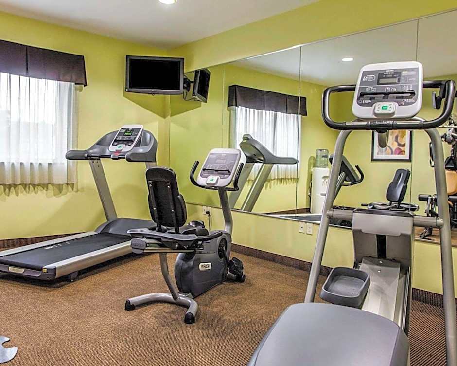 Suburban Studios Cedar Falls