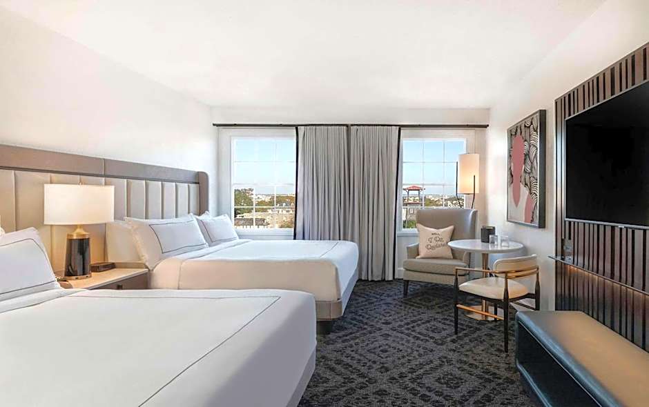 Mills House Charleston, Curio Collection by Hilton