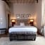 Donati Luxury Tower Suites