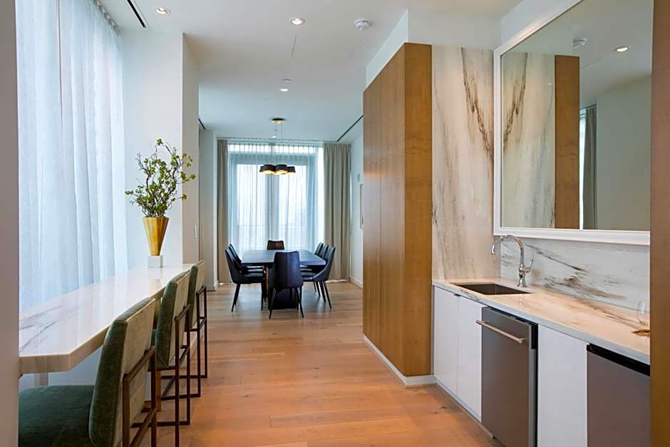 The Laura Hotel, Houston Downtown, Autograph Collection