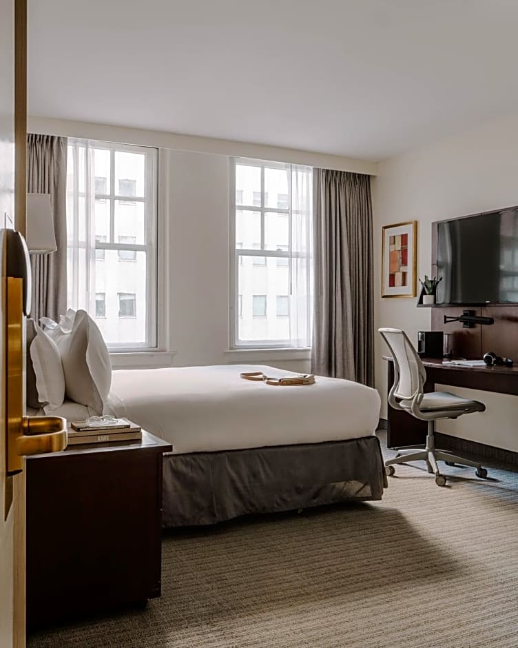 Club Quarters Hotel in Houston