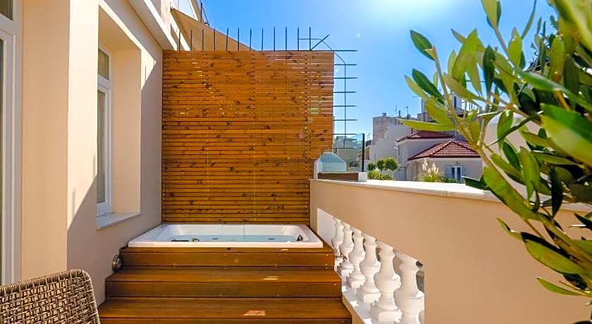 Praxitelous Luxury suites