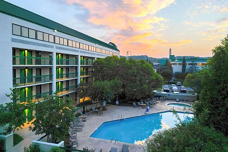 Quality Inn Near the Island Pigeon Forge