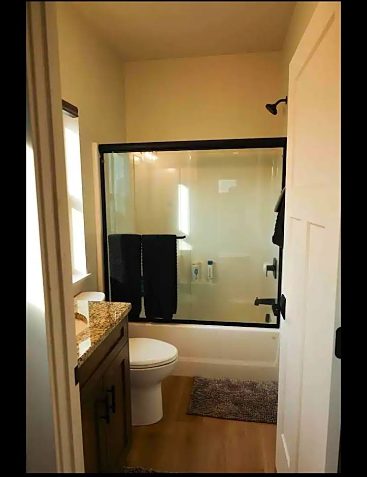 Sportsman Lodge Melrose MT