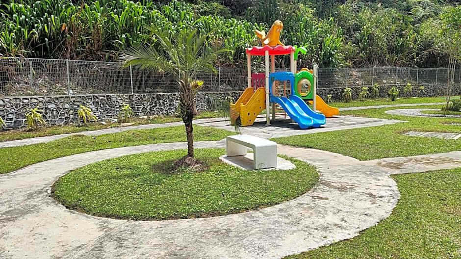 A ONE Holiday Apartment