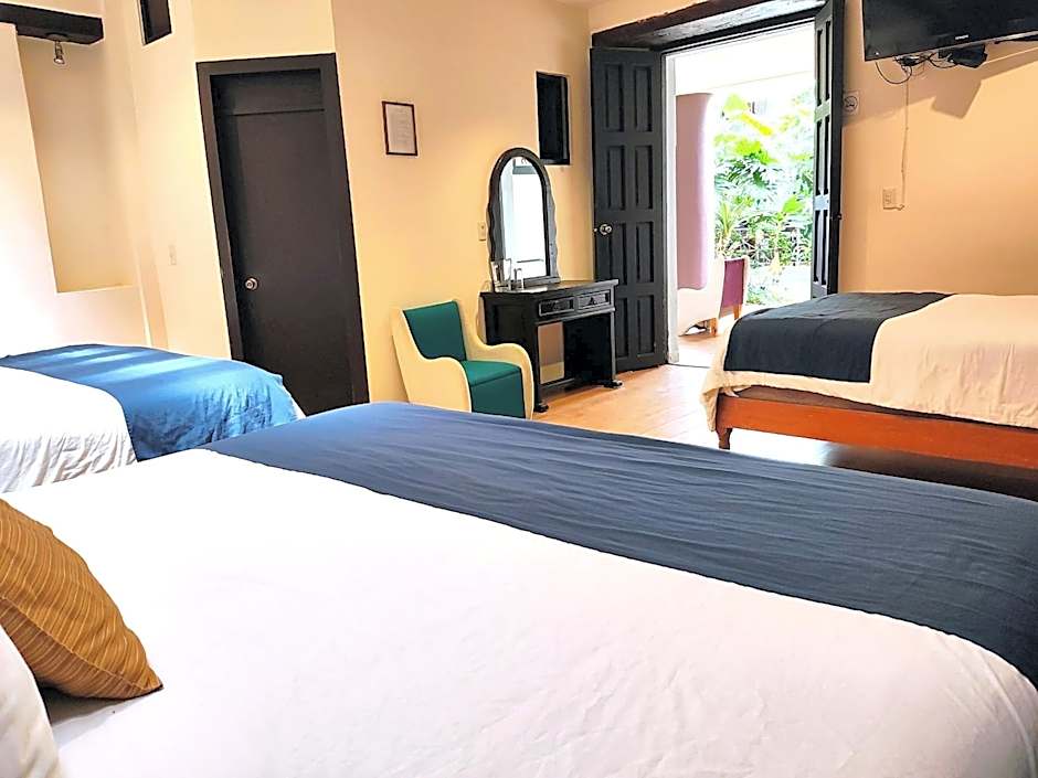 Hotel Jardines del Centro