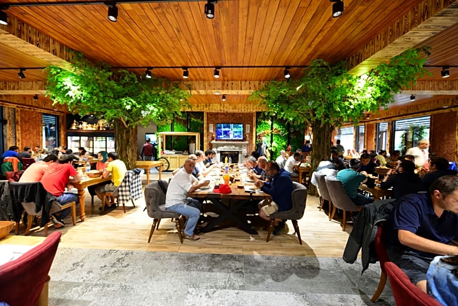 İnanlar Deluxe Hotel