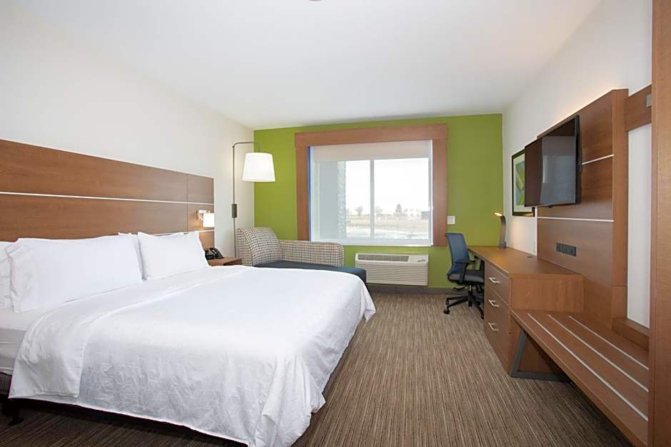 Holiday Inn Express & Suites - Goodland I-70 By IHG